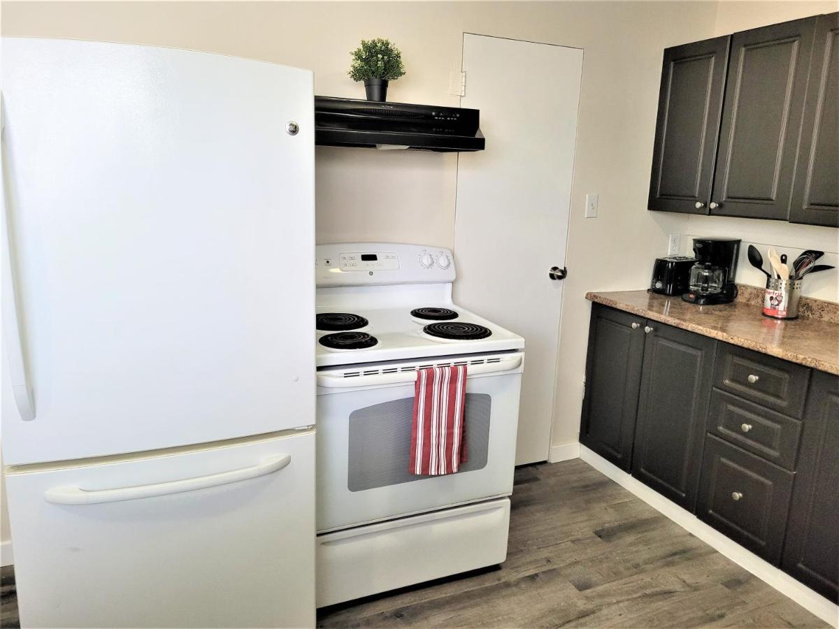 Cozy 4 Bedroom Townhouse - Peaceful Feel Of Home Γουίνιπεγκ Εξωτερικό φωτογραφία